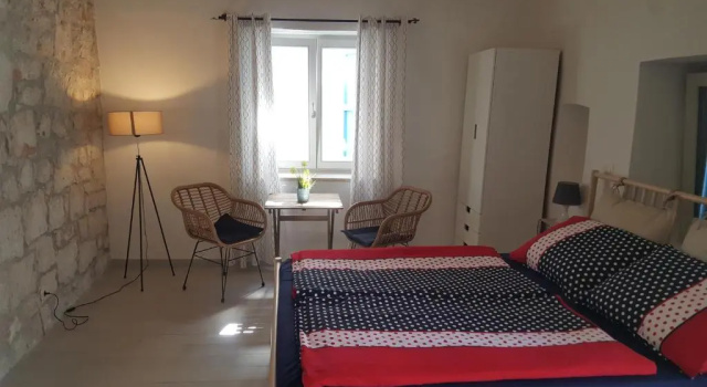Номер Standard с балконом Old Stone Holiday Home