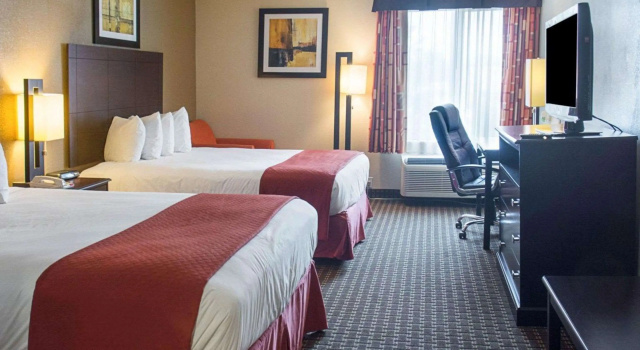 Четырёхместный номер Standard Quality Inn & Suites Quantico