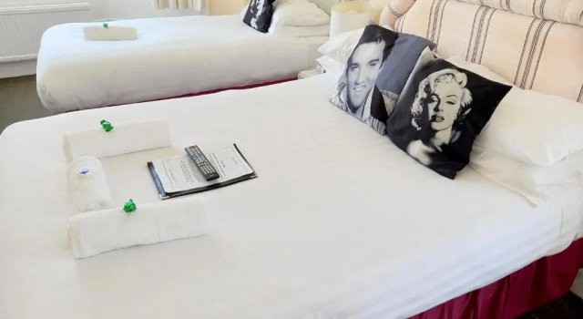 Семейный номер Standard The Albert Hotel Near Winter Gardens