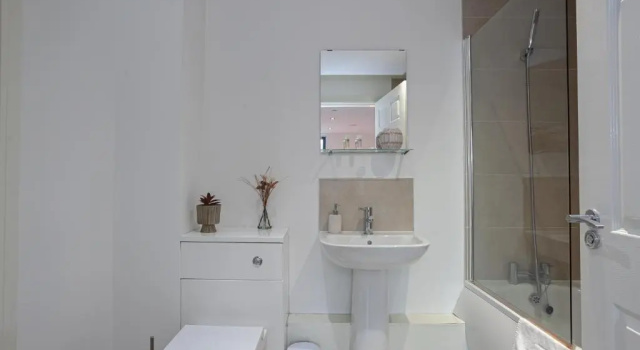 Апартаменты Stylish 1 bed Apt - Fallowfield - Free parking