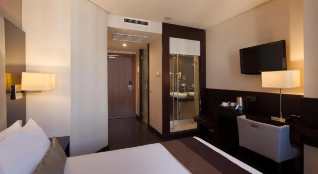 Двухместный номер Standard TURIM Av. Liberdade Hotel