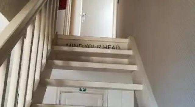 Skindles Guesthouse, Забронировать Апарт-отель Отели Поперинге с парковкой, Парковка