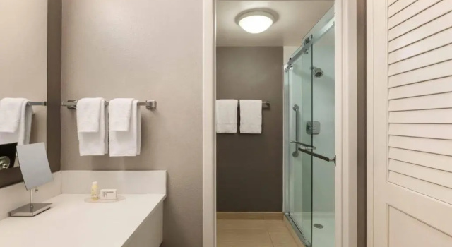 Четырёхместный номер Standard Courtyard by Marriott Fort Myers Cape Coral