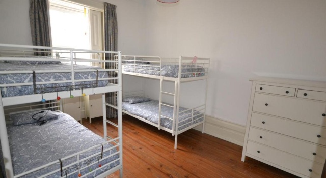 Кровать в общем номере (женский номер) Sport Hostel Figueira da Foz