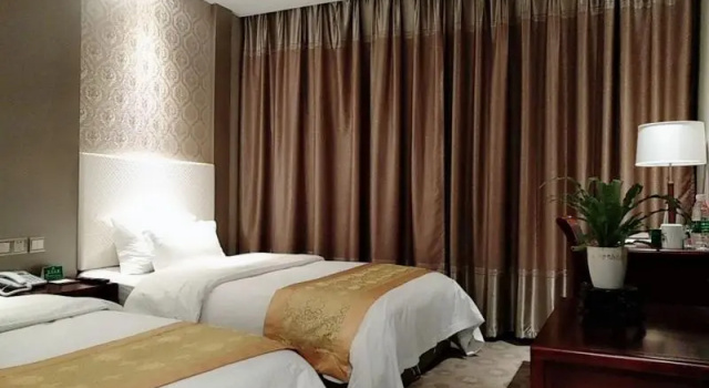 GreenTree Alliance Nanjing South Railway Station Mingfa Plaza Hotel, Rezerwuj Hotel Hotele w Nankin z Parkingiem, Parking