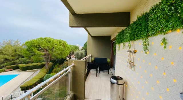 Апартаменты Appartement côte d’Azur Plage - piscine - tennis