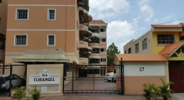 Apartamento Full Deluxe, Reservar Apartamento Hotéis em Santo Domingo com Estacionamento, Estacionamento