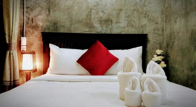 Lanna Hostel, Забронировать Хостел Си-Пхум 