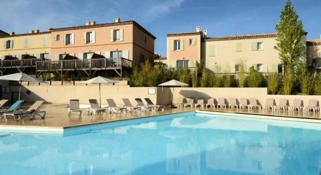 Les Coteaux de Pont Royal en Provence - maeva Home - Appartement 2 Pièces 4 02, Забронировать Апартаменты/квартира Отели Буш-дю-Рон с парковкой, Парковка