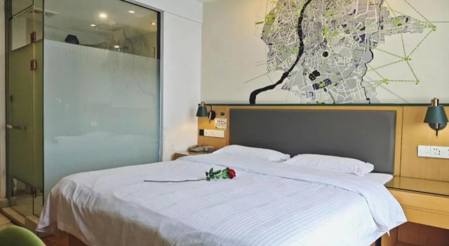 Vatica Hefei Feidong County Yuzhou Central Square Hotel, Book Hotel Feidong Anhui