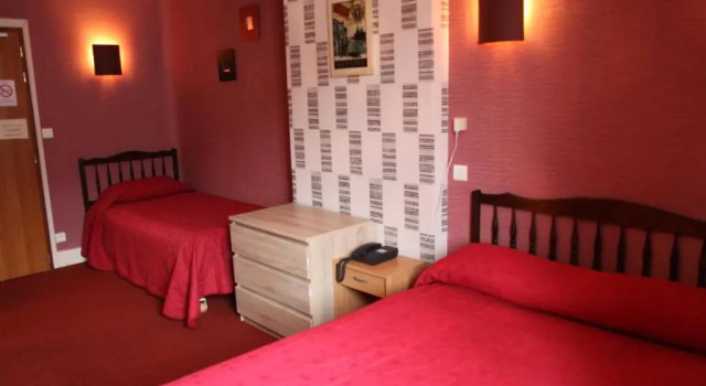 Трёхместный номер Standard Hotel du Lion d'Or