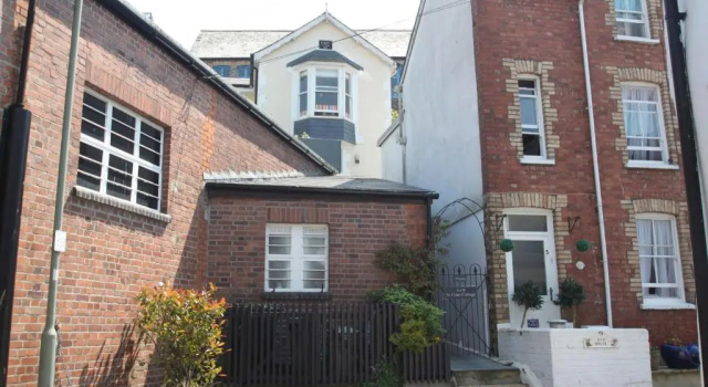 St Elmo House
