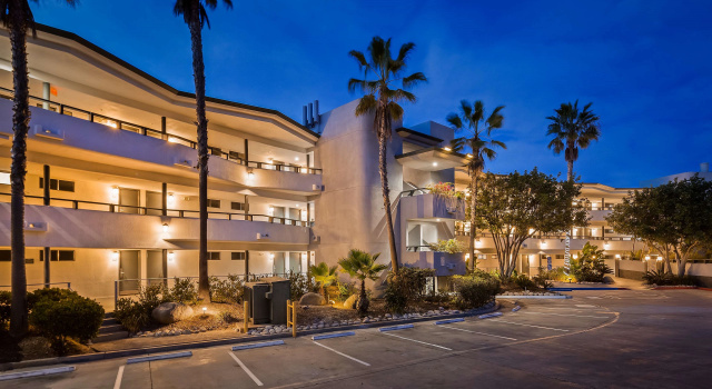 The Encinitan Hotel & Suites, Забронировать Отель Энсинитас San Diego County