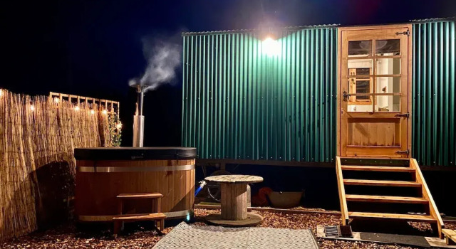 Shepherd's Hut Rutland Water, Забронировать Дом для отпуска Окем Лестершир