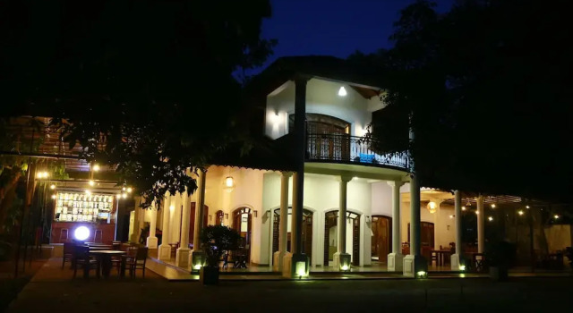 Adaviya Resort, Rezervasyon Tatil Köyü Mahiyanganaya 