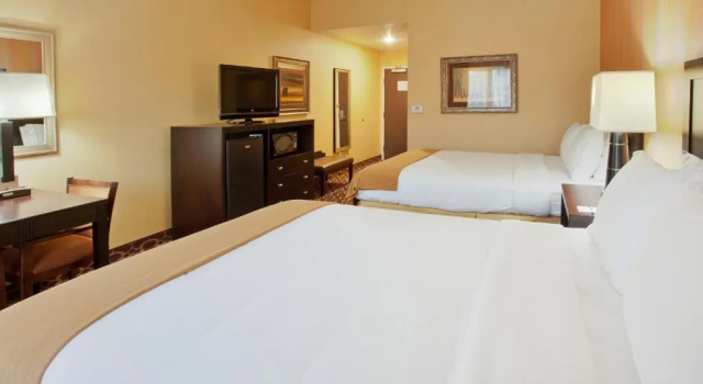 Номер Standard Holiday Inn Express & Suites Sacramento NE Cal Expo by IHG