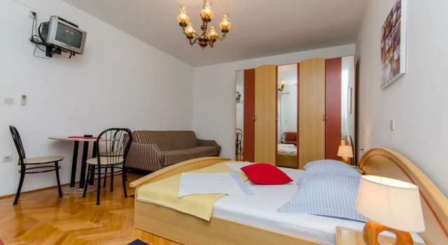 Apartments San Marco, Rezerwuj Apartament Hotele w Split-Dalmatia County z parkingiem, Parking