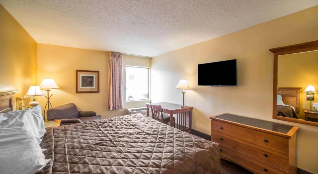 Двухместный номер Standard Econo Lodge Marion
