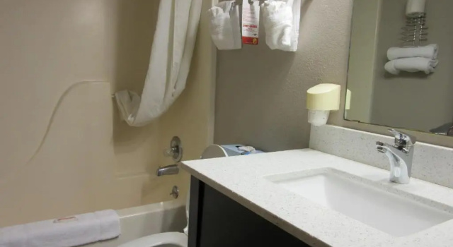 Номер Standard Super 8 by Wyndham Bedford DFW Airport West