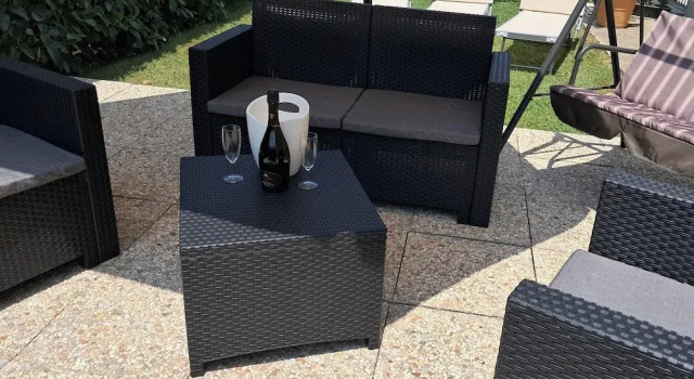 Семейные апартаменты c 1 комнатой с видом на сад B&B Villa Rosa