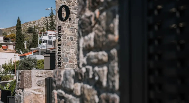 Люкс Presidential с балконом Opal Executive Suites