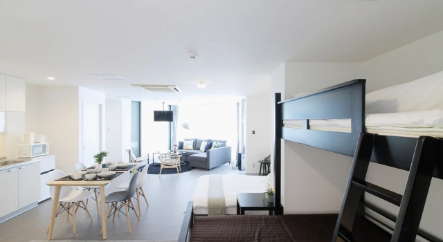 Yoshi Building 302