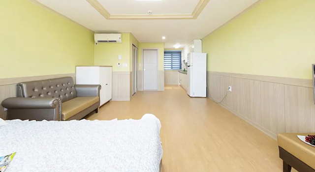 Geoje Mountain & Sea Pension, Забронировать Отель Кодже Кёнсан-Намдо