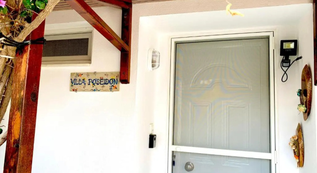Вилла с видом на море Sounio Golden View Villas