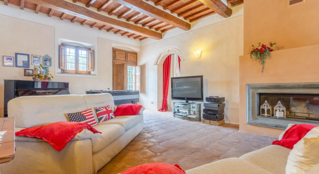 Villa Rossa Large Private Pool Wifi - 3077, Book Villa Pisa Toscana