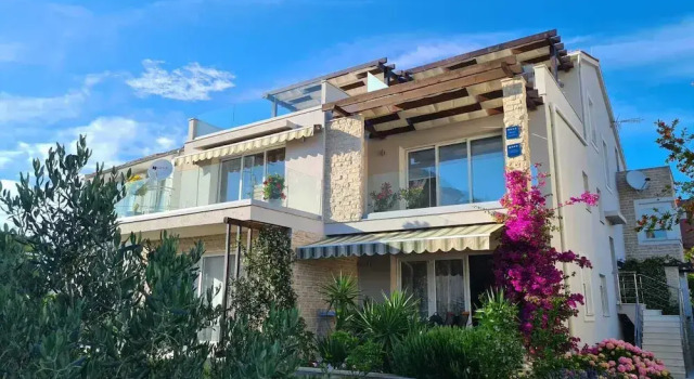 The Tribunj Suites, 예약 아파트 Tribunj Sibenik-Knin County, Dog Beach 근처