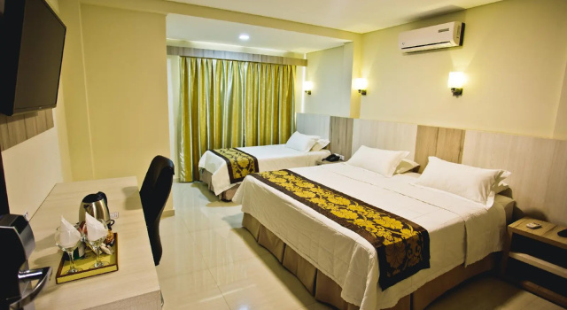 Megal Suites Hotel, Забронировать Отель Отели Альто Параны с завтраком, Завтраки