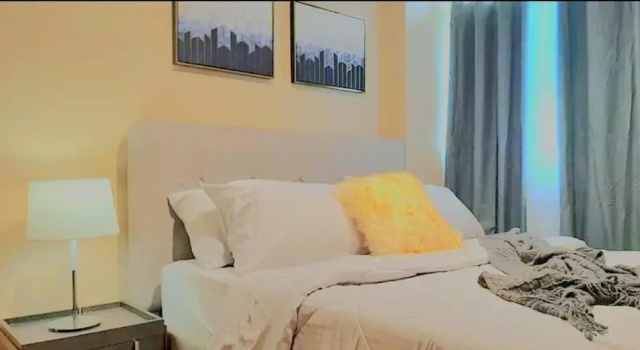 The Lancris Residences, 2 Bedrooms, 1 Bathroom, Living-room, Kitchen & Pool is Free, Забронировать Отель Паранак Metro Manila