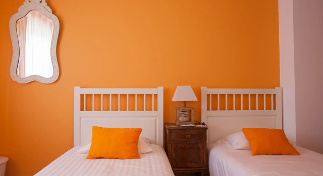 Ericeira Chill Hill Hostel & Private Rooms - Sea Food, Book Hostel / Vandrerhjem Mafra hoteller med pool, Swimmingpool