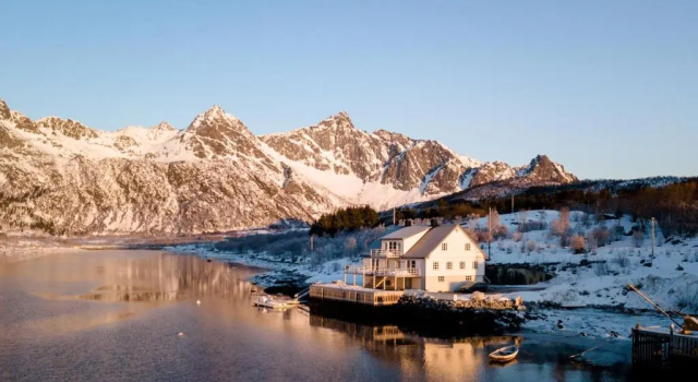 Апартаменты Lofoten Apartments