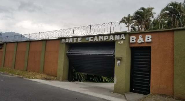 Hotel Monte Campana Escazu, Забронировать Отель Бирри Эредиа
