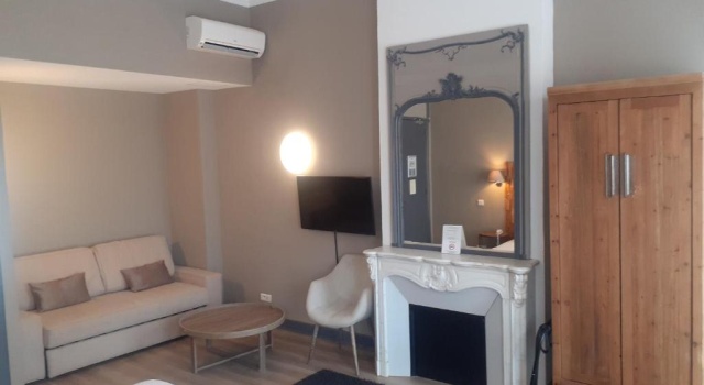 Полулюкс с балконом Hôtel La Villa Tosca