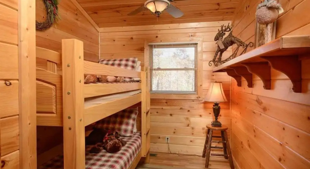 Higher Ground by Escape to Blue Ridge, Book Feriehus Blue Ridge Georgia