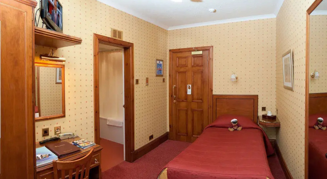 The Mariner Hotel