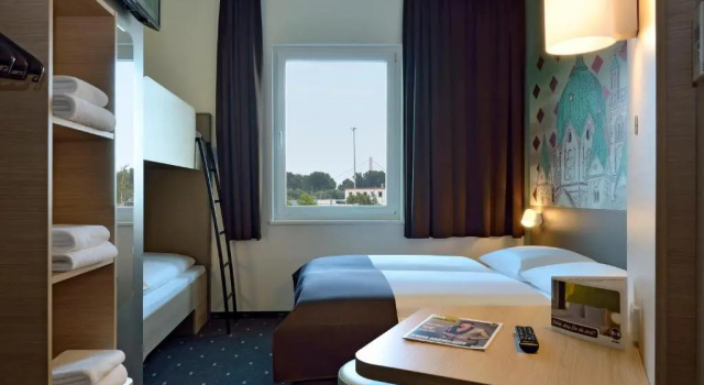 Номер Семейный B&B Hotel Neuss