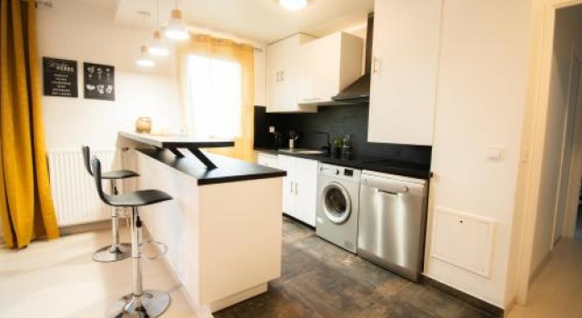 Le Joyau T2-55m2 Centre Ville 10min Disney, Забронировать Апартаменты/квартира Отели Марн-ла-Валле с парковкой, Парковка