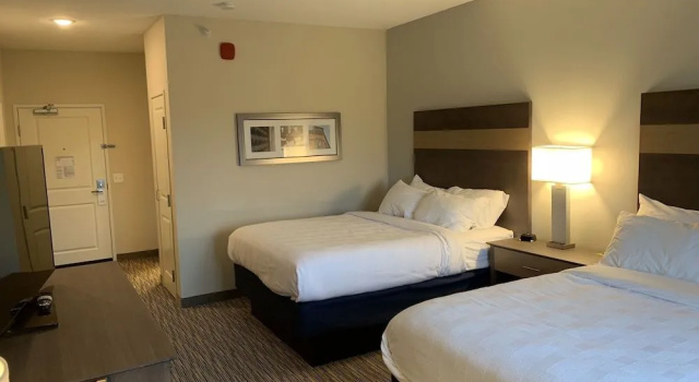 Little Crow Hotel & Conference, Trademark by Wyndham
