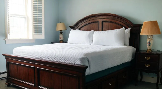 The General Stanton Inn, จอง โรงแรม Charlestown โรดไอแลนด์