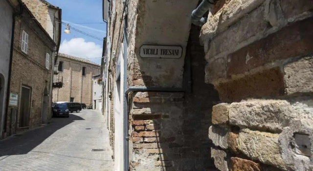 LA CASA DE FASCIA Contrada pescara valle, Забронировать Отель Монте-Сан-Пьетранджели Марке