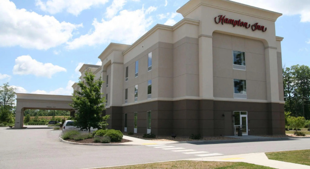 Hampton Inn Gloucester, Rezerwuj Hotel Gloucester Wirginia