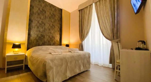 Hotelier 51