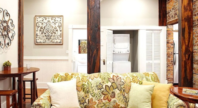 Elegant Brick 2 BR in downtown Savannah, Забронировать Отель Саванна Джорджия
