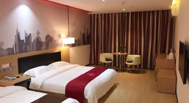Thank Inn Hotel Guizhou Guiyang Nanming District Huaguoyuan Yan'an Nan Road, Забронировать Отель Nanming District Гуйян
