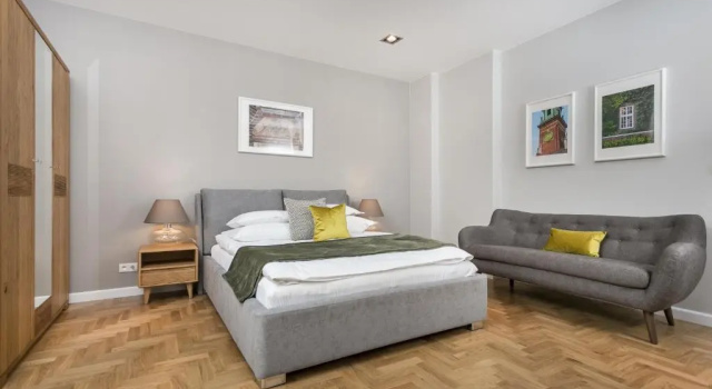 Люкс c 1 комнатой Venetian House Market Square Aparthotel