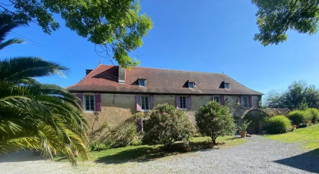 Maison D'hôtes-Maison Castaings, Rezervovat Hotel Lucq de Bearn Pyrénées-Atlantiques