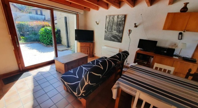 Villa confortable à Seignosse : plage, commerces et piste cyclable à proximité - FR-1-239-771, Boek Hotel Seignosse Landes